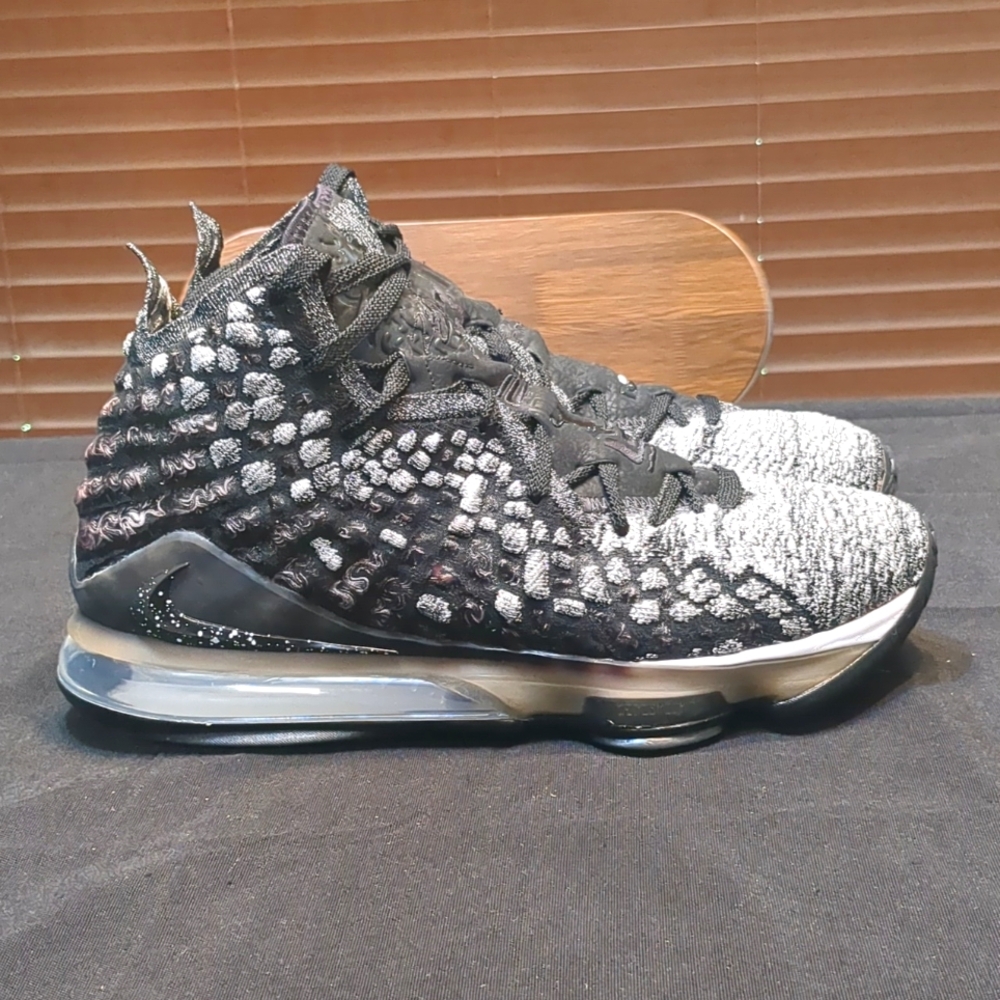 Nike LeBron 17 XVII Black White Shoes